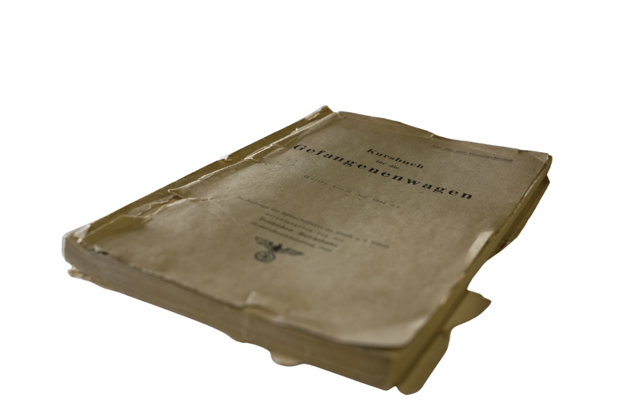 Kursbuch für Gefangenenwagen von 1944.